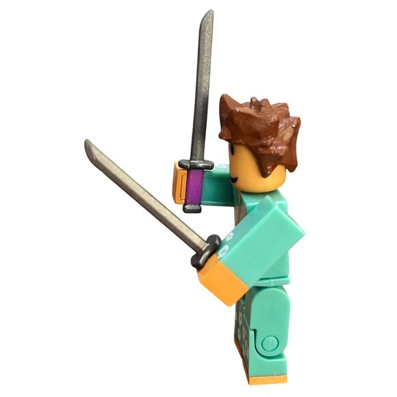 Roblox Silent Swords Swordsman Action Figure 2.75" No Code - Picture 5 of 5